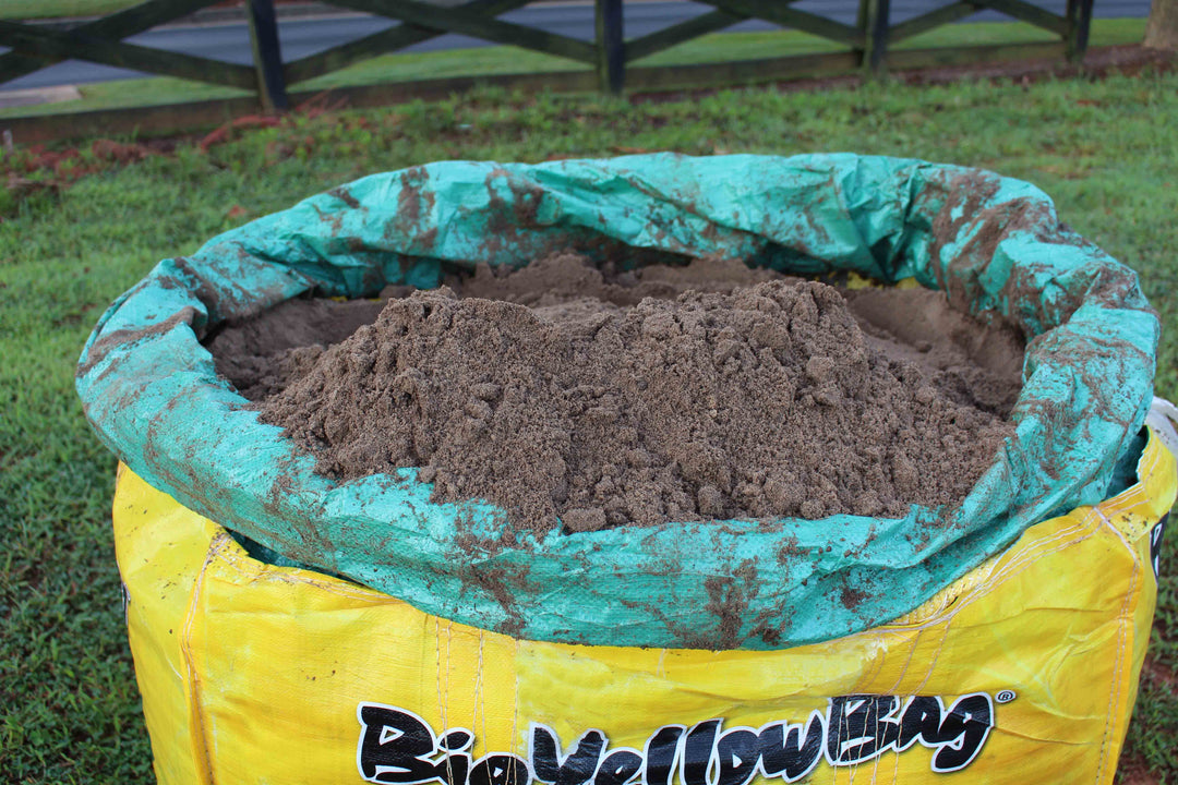 How to Level Your Yard With Level Mix [video]