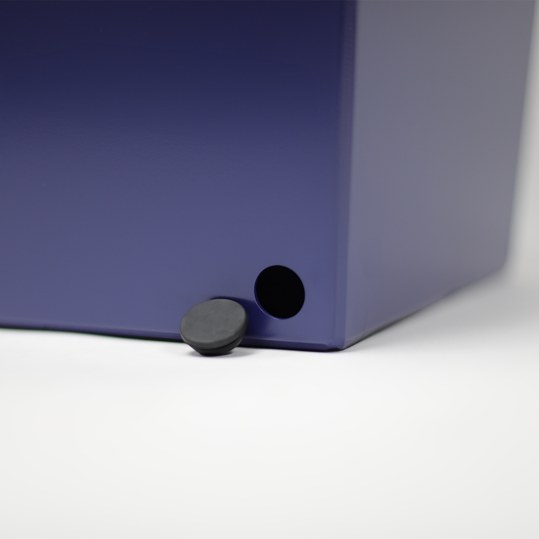 Tapered Steel Planter Box (15" L x 15" W x 30" H)