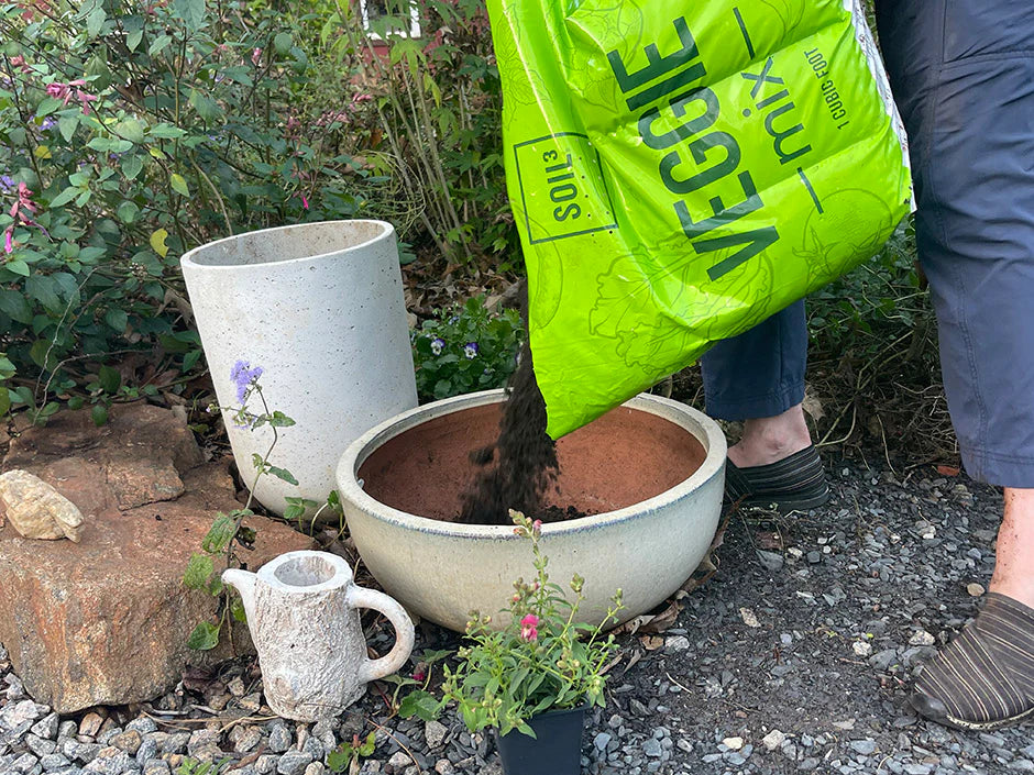Soil3_veggie_mix_containers_19