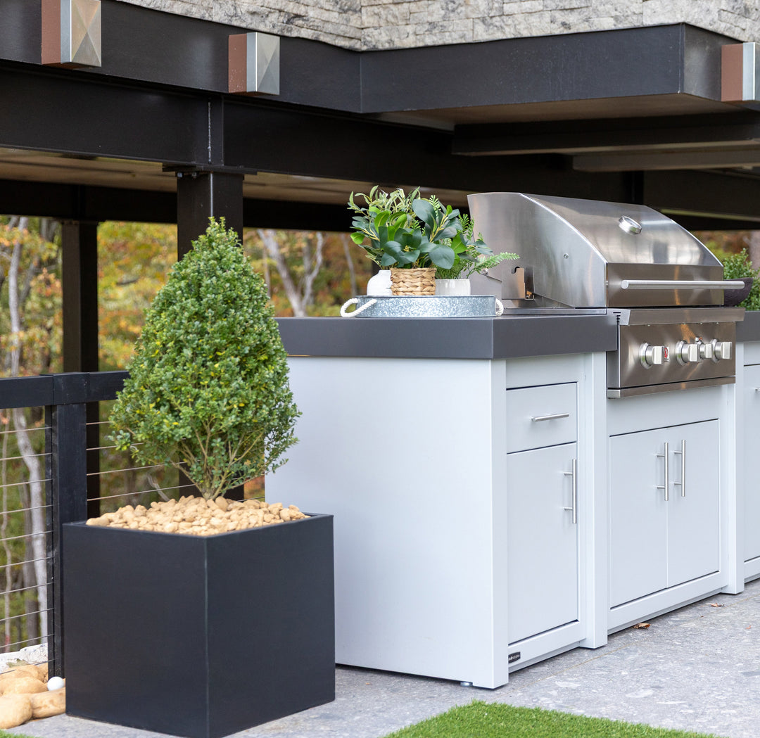 Steel Planter Box (18" L x 18" W x 18" H)
