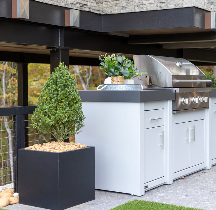 Steel Planter Box (18" L x 18" W x 18" H)