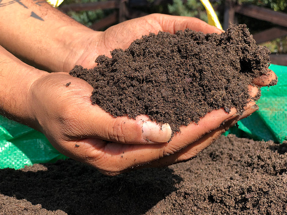 compost for potting mix Veggie Mix in a BigYellowBag